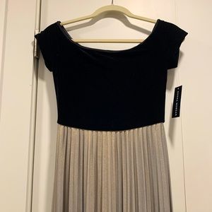 NWT Donna Morgan Dress - Size 0